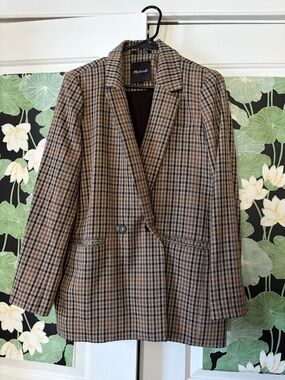 Plaid Blazer Jacket in Brown